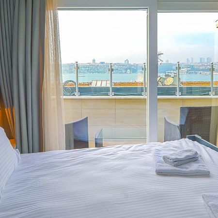 شقة اسطنبول  في Vibrant Flat 500 M To Uskudar Ferry Station المظهر الخارجي الصورة
